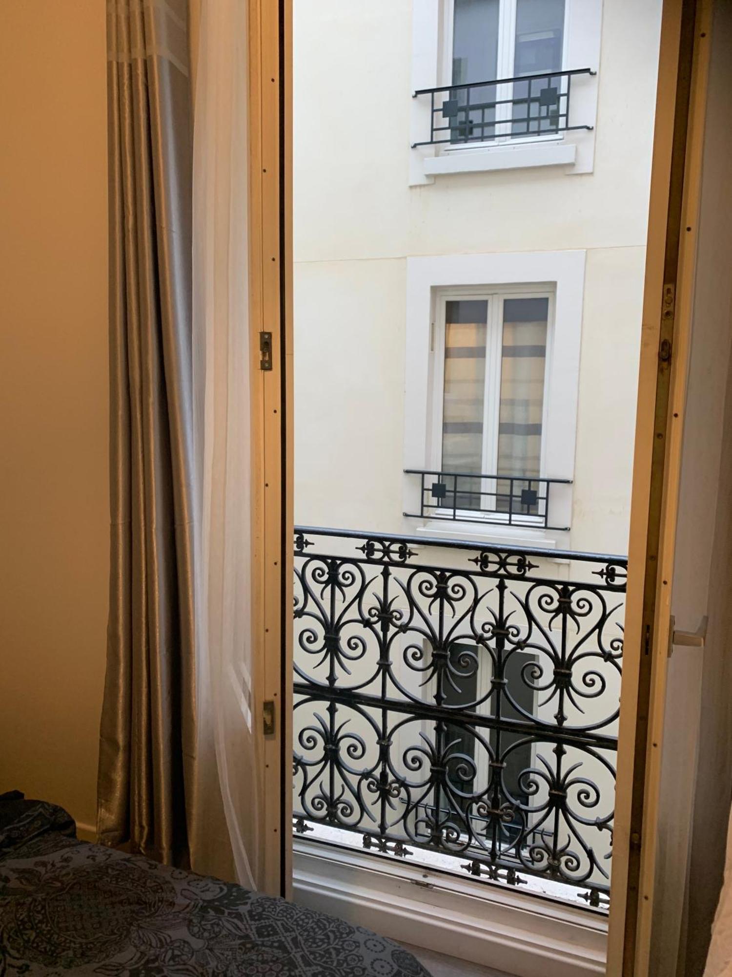 Chic Appartement 2 Bedrooms Phantheon Notre Dame Paris Eksteriør billede